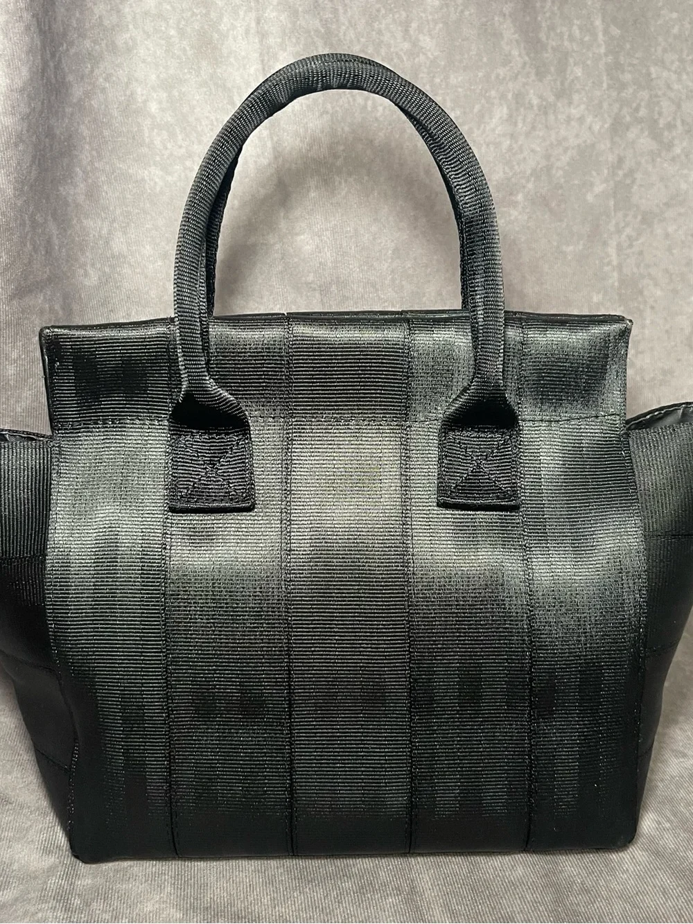 Harveys Seatbelt Bags Black Mini Marilyn Tote - VGUC - RARE - Magnetic Closure